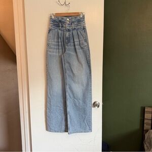 Driftwood ultra high rise wide leg light wash jeans 
size 25